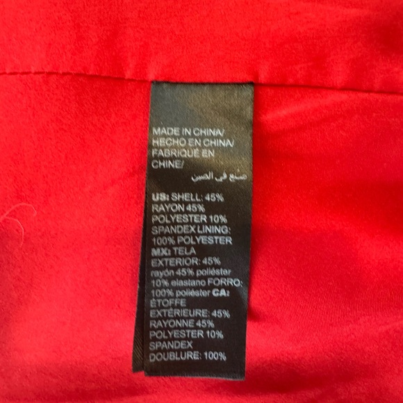 NWOT WHBM  Sz 4 Red Stretch blazer. High quality and perfect for the holidays. - Picture 6 of 6
